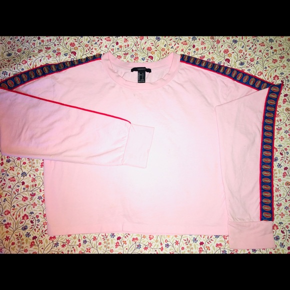 DREAMER forever21 long sleeve crop top - Picture 1 of 3